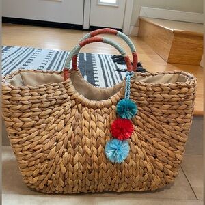 COPY - Straw bag with tassel